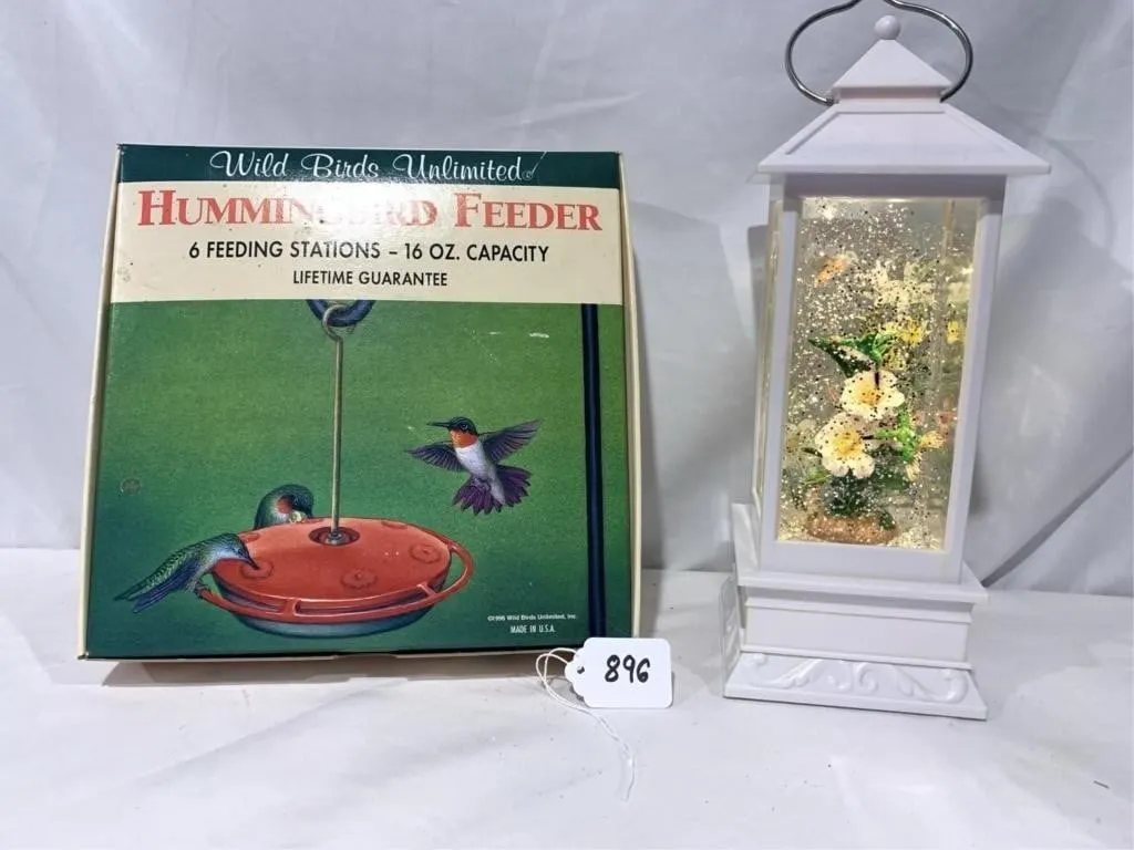 Wild Bird Unlimited Hummingbird feeder and