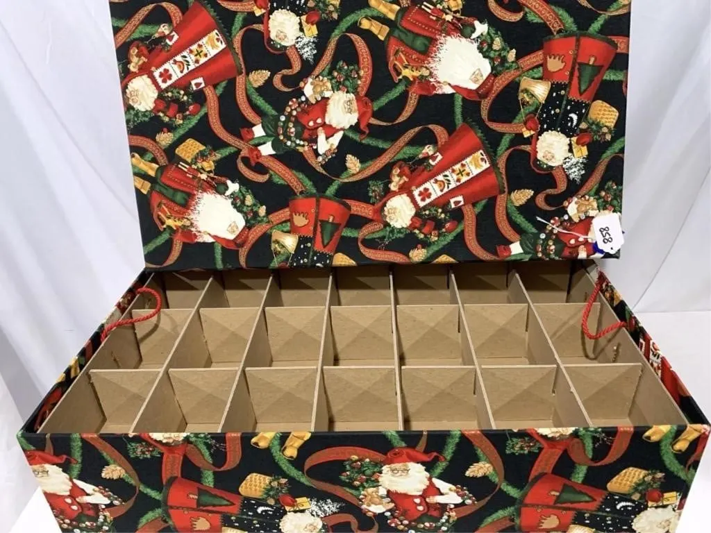 Ornament box, 2 layers