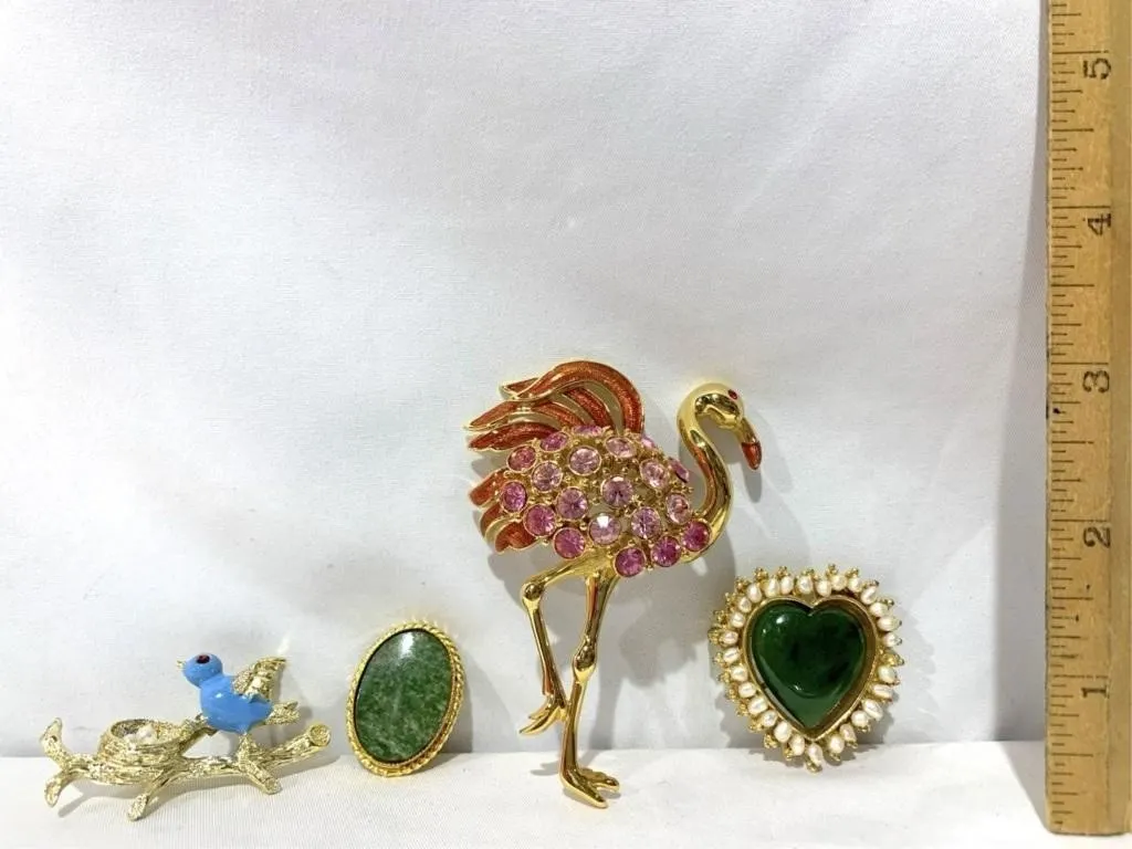 Vintage costume jewelry (brooches - Flamingo,