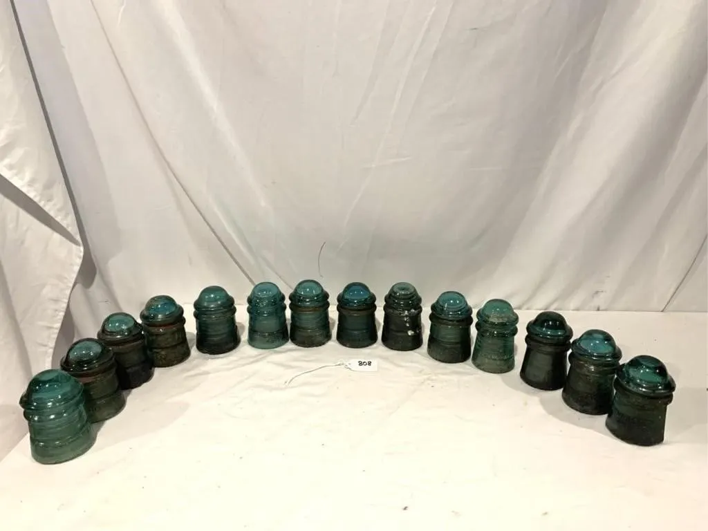 14 Hemingway Green insulators (No. 12 & 9)
