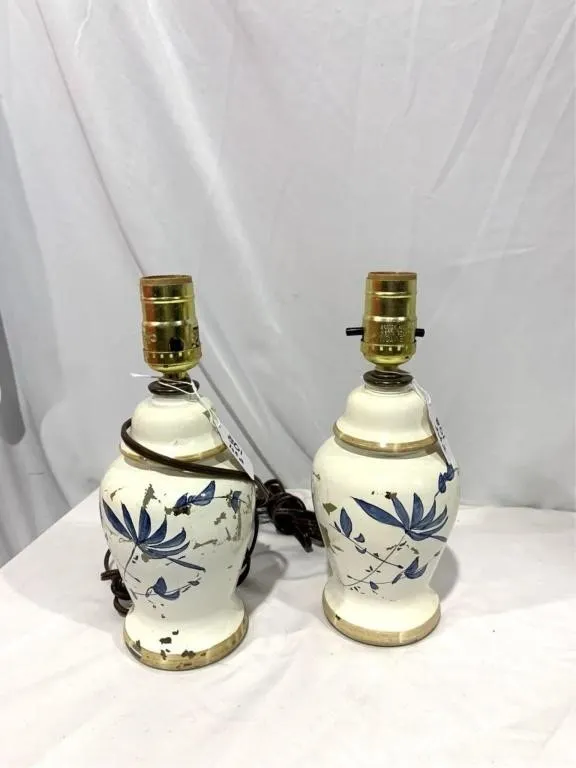 2 white matching floral lamp bases (paint is