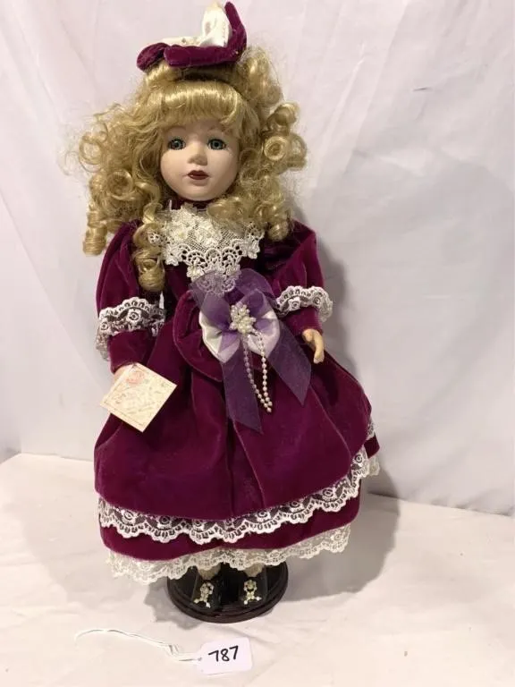 Porcelain doll, Camillia Graden, 1998 Limited