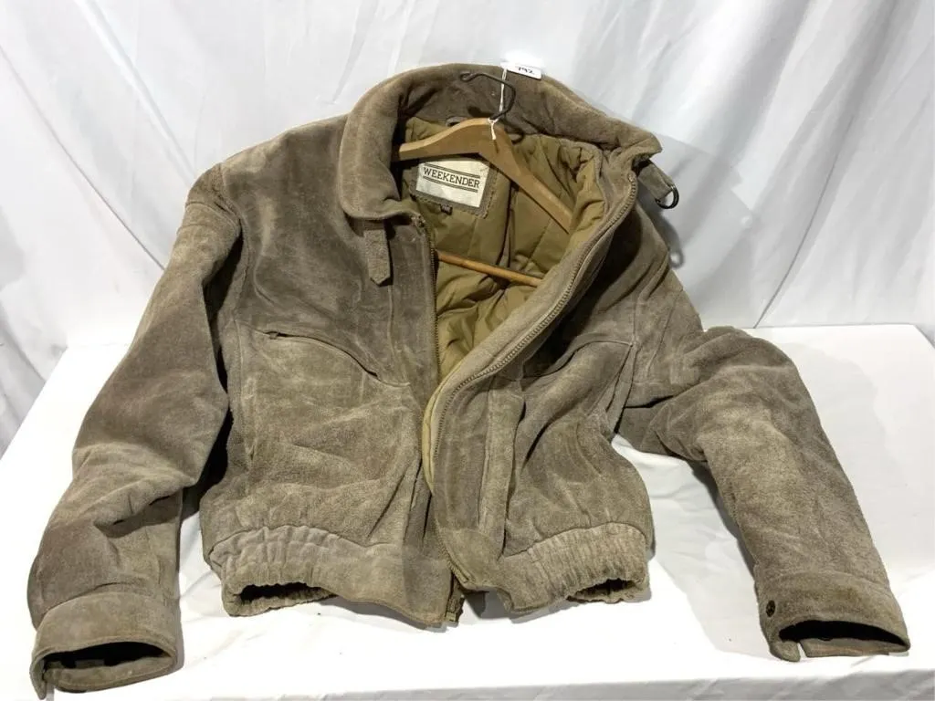 1980's Vintage Weekender brand leather bomber