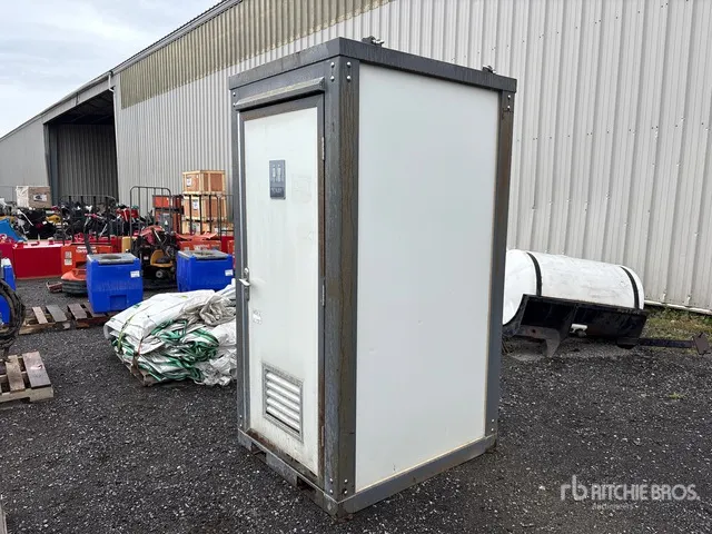 7 ft 6 in x 4 ft 3 in 1 Person Portable Toilet