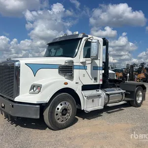 2012 Freightliner Coronado S/A Winch Truck