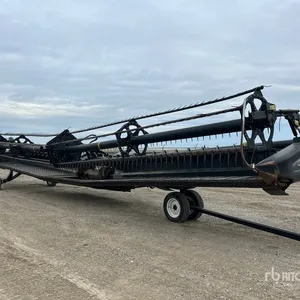 2012 MacDon FD75 45 ft Flex Draper Combine Header