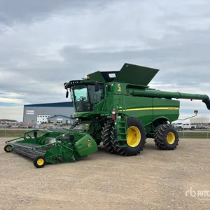 2012 John Deere S690 Combine Harvester