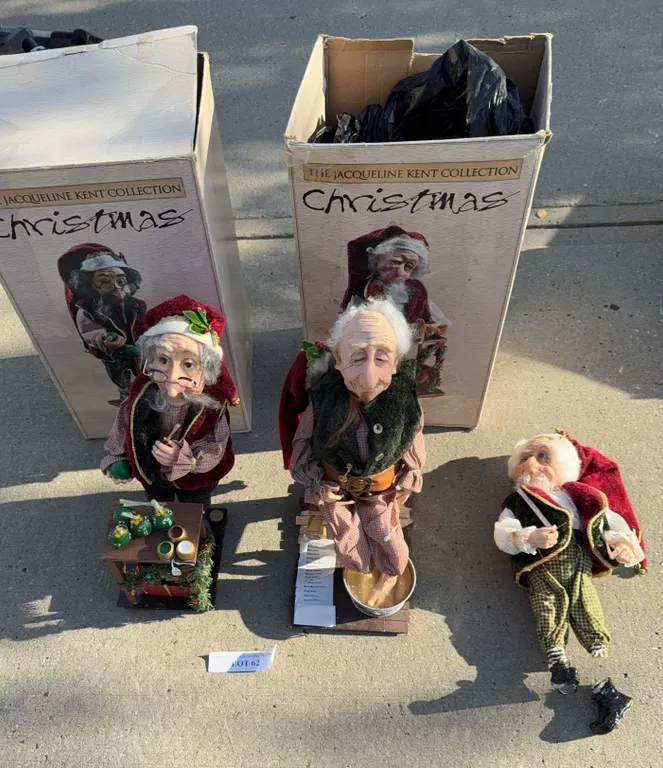 Jacqueline Kent Christmas Mender Master Dolls