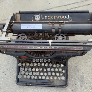 Underwood Typewriter by United Typewriter Co.