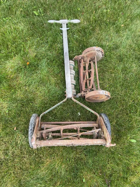 Manual Push Reel Lawn Mower with Metal Frame