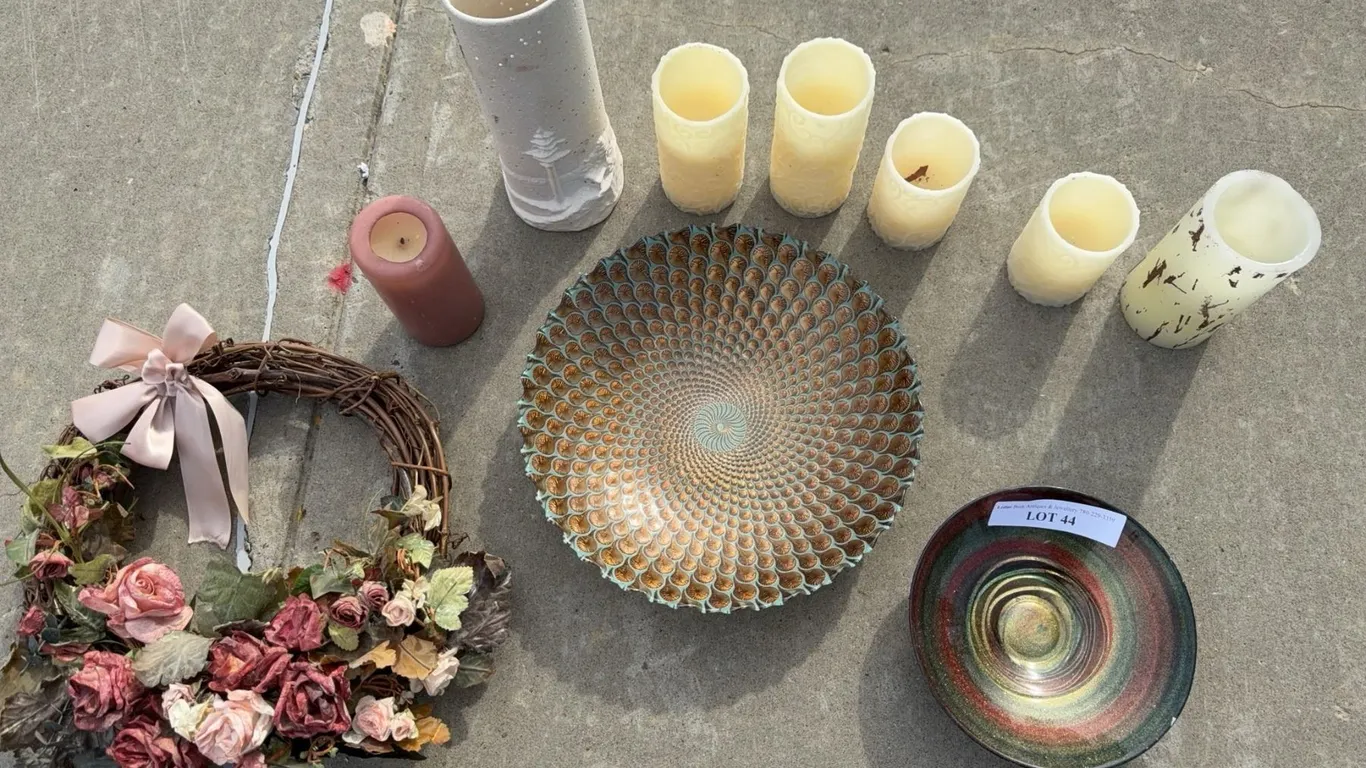 Decorative Collectible Lot