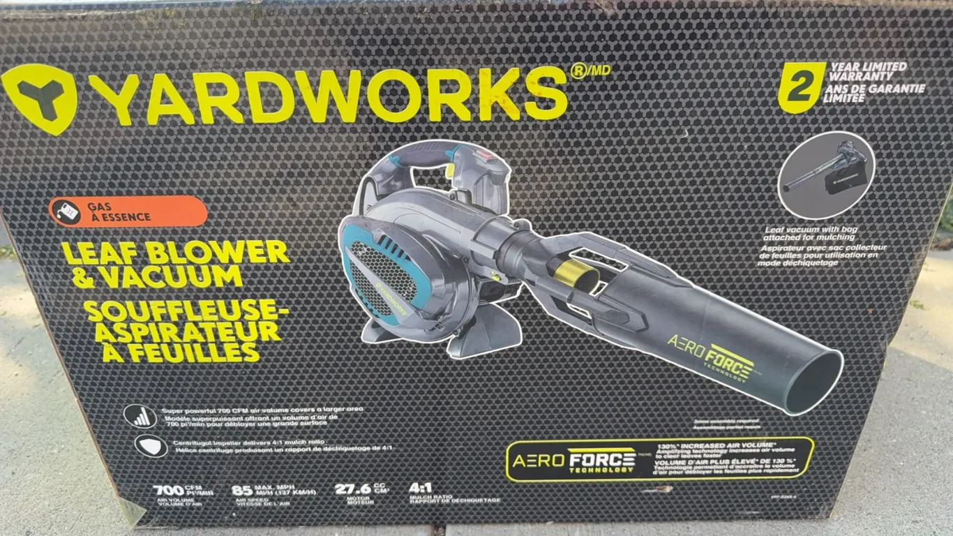 Yardworks Gas Leaf Blower & Vacuum AeroForce