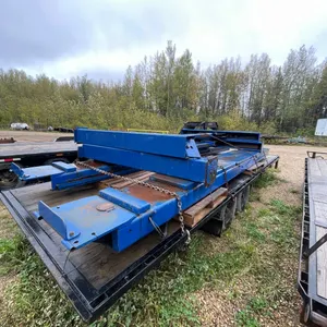 4 Post Hoist