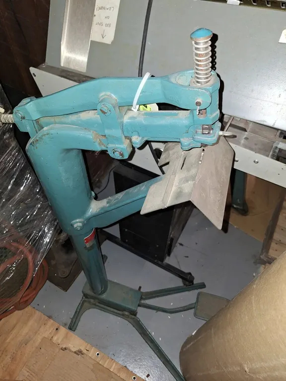 Acme 706 Corner Stapler, SN: F11599
