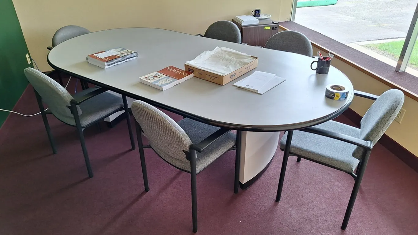 Conference Table with 6 Chairs, 8'x4'x30"