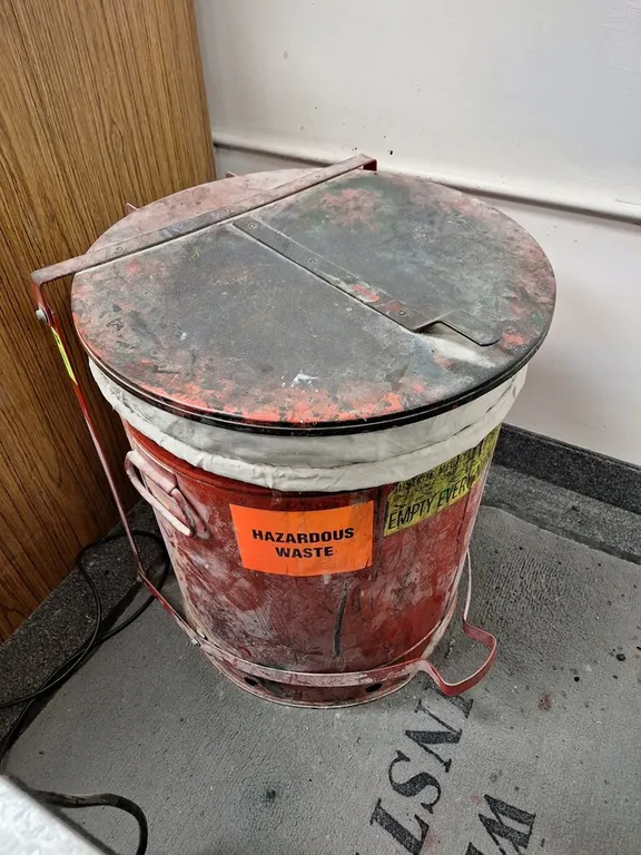 Metal Oily Rag Bin