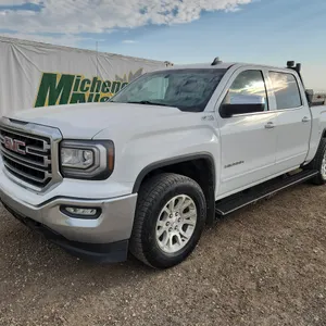 2018  GMC  Sierra 1500  4x4 SLE 4dr Crew Cab 6.5 ft. SB W. Box Tool Boxes