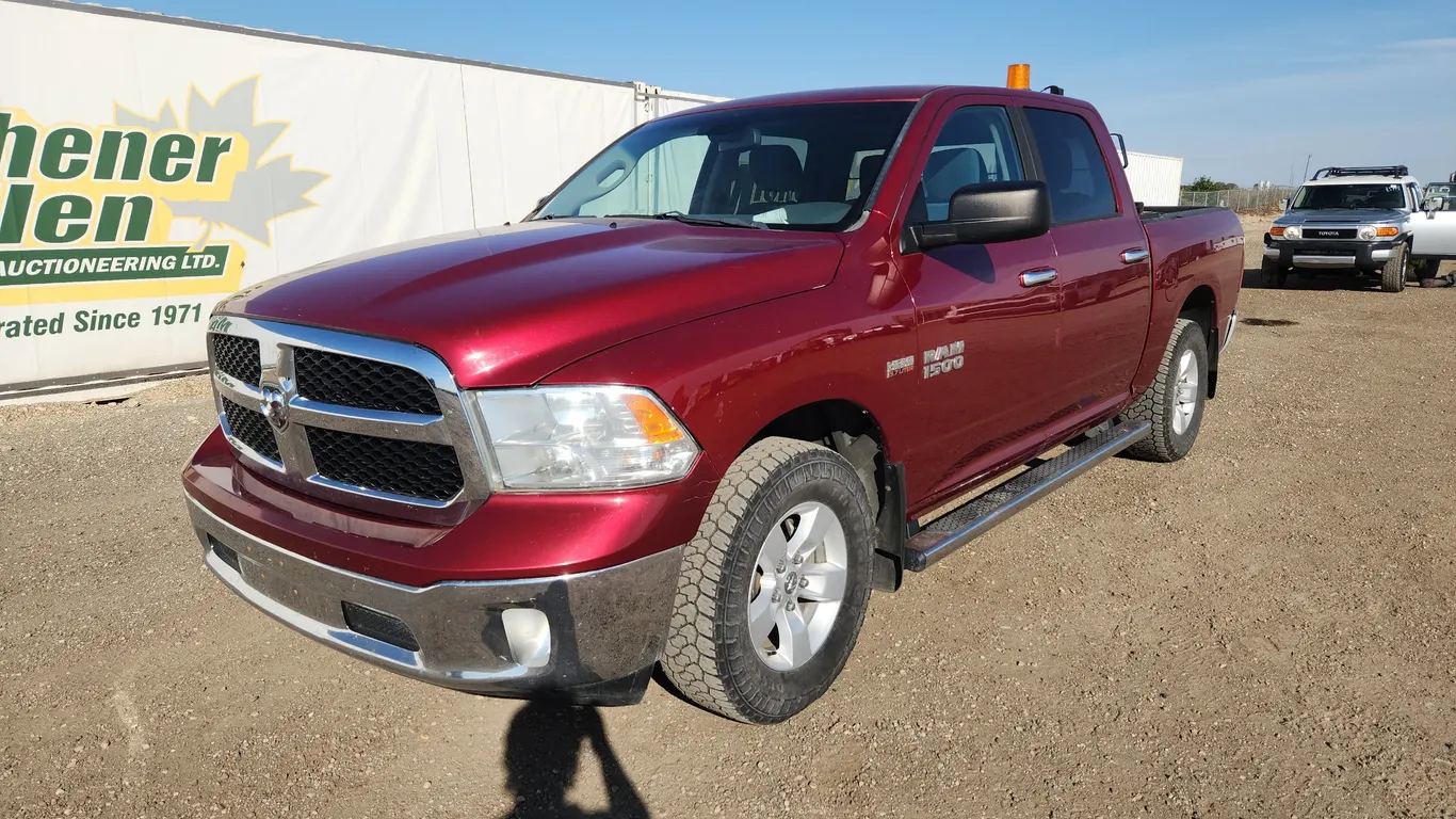 2015 Ram 1500 4x4 SLT 4dr Crew Cab 5.5 ft. SB