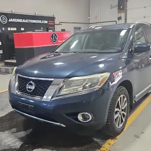 2013  Nissan  Pathfinder  LE 4WD