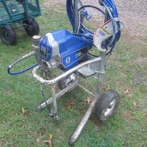 Graco 210 ES Paint Sprayer Machine w/Hose