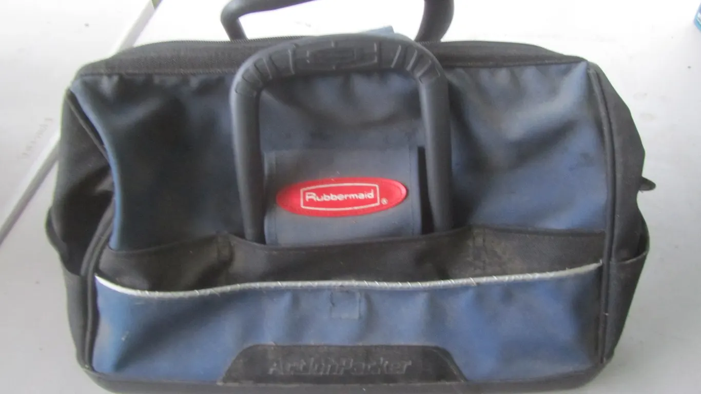 Rubbermaid Action Packer Tool Bag