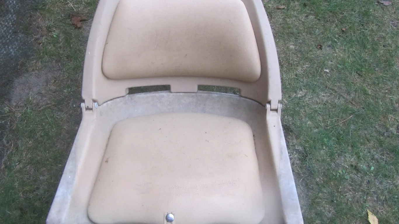 Folding Boat Seat