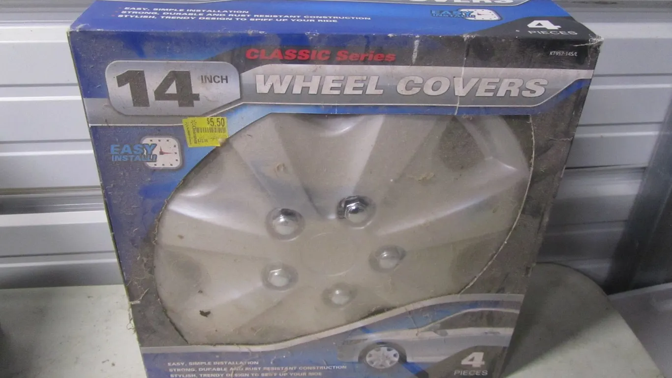 Set Of (4) Classic Series 14" Wheel Covers