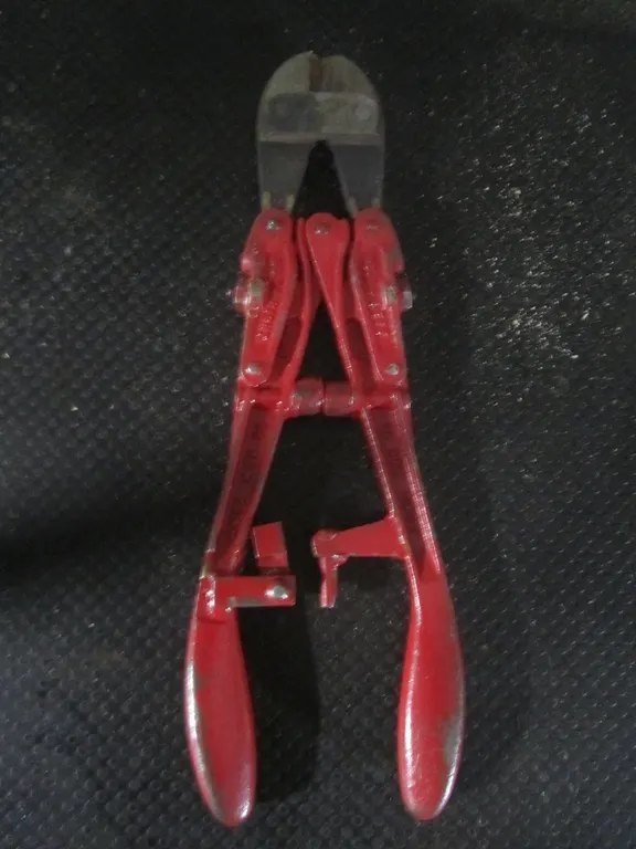 HKP No. 14 Bolt Cutter