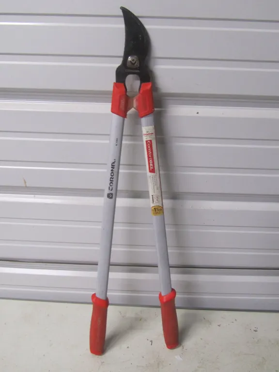 Set Of Corona Loppers