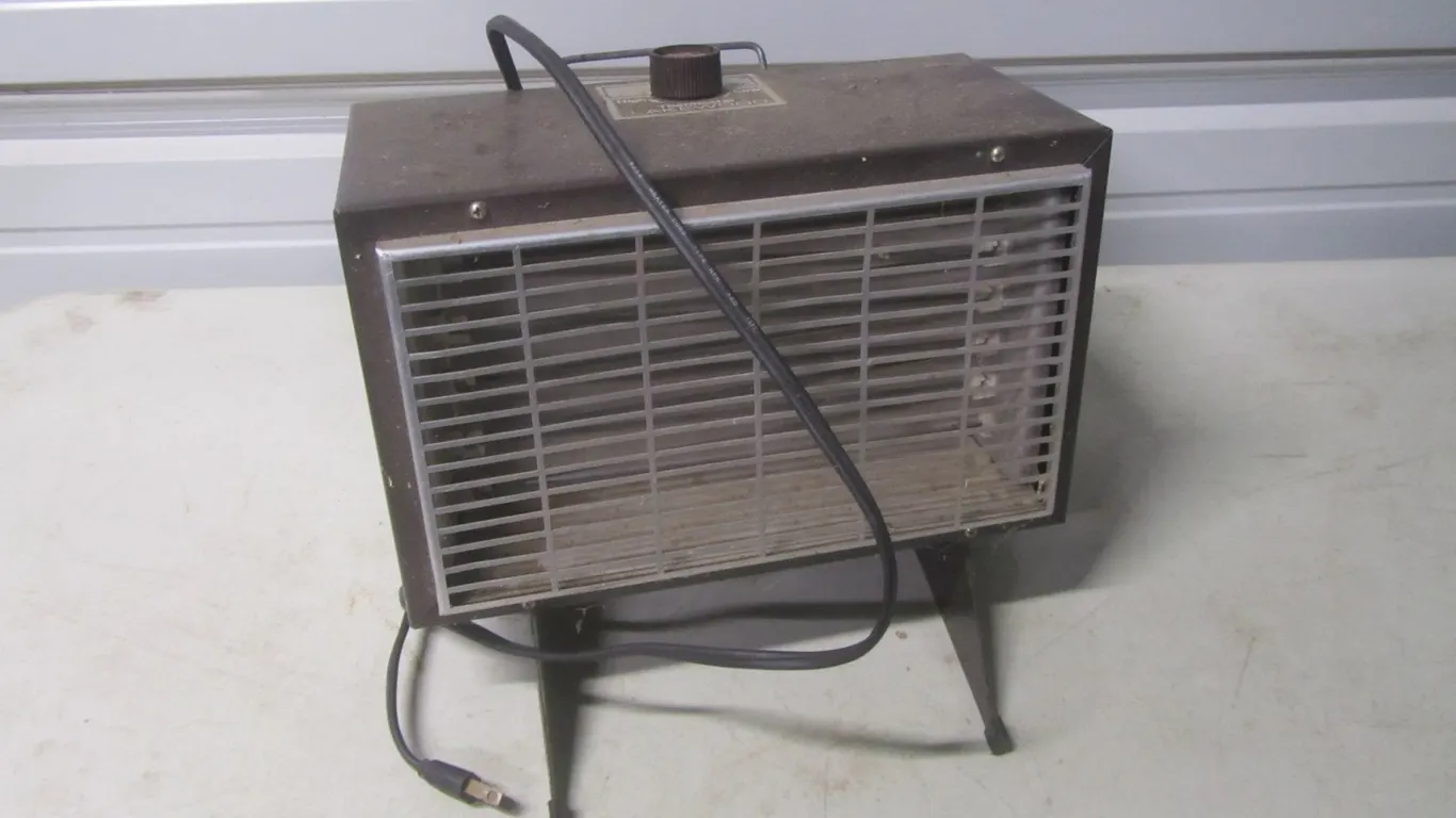 Lakewood Electric Heater