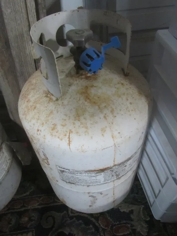 Empty 30lb Propane Tank
