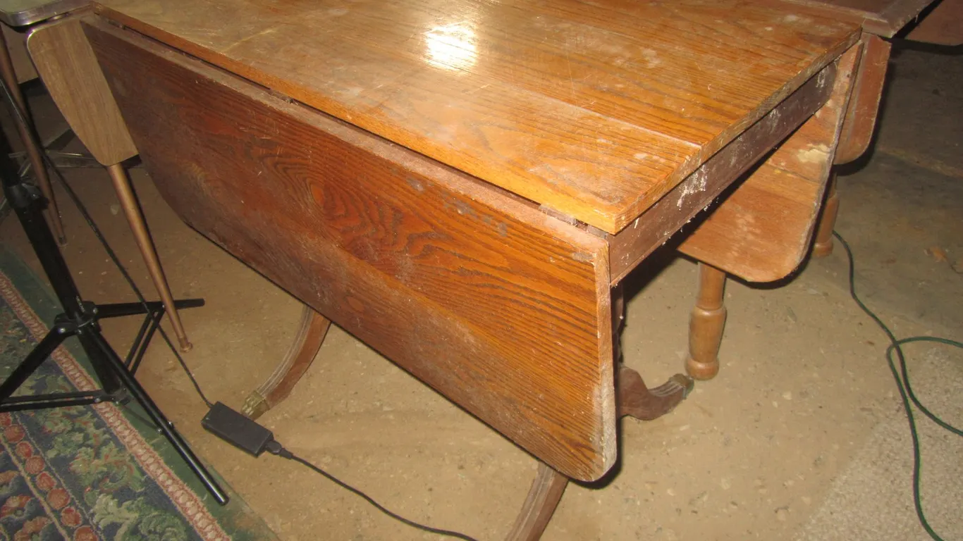 Oak Drop-Leaf Table