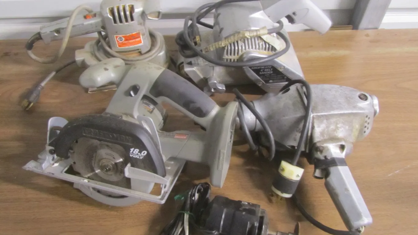 (4) Assorted Power Tools