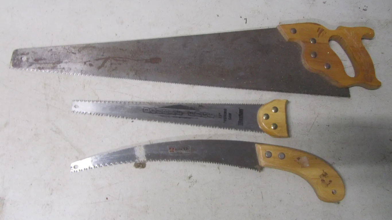 (3) Assorted Saws
