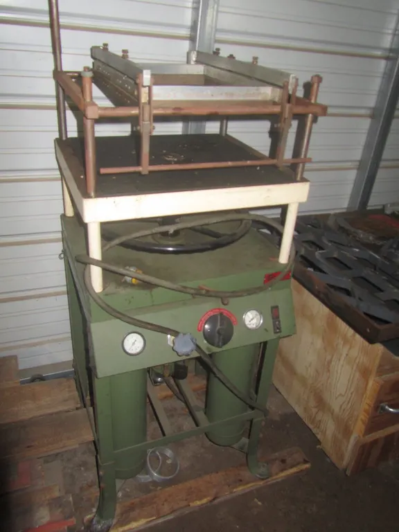 Di-Acro Plastic Press