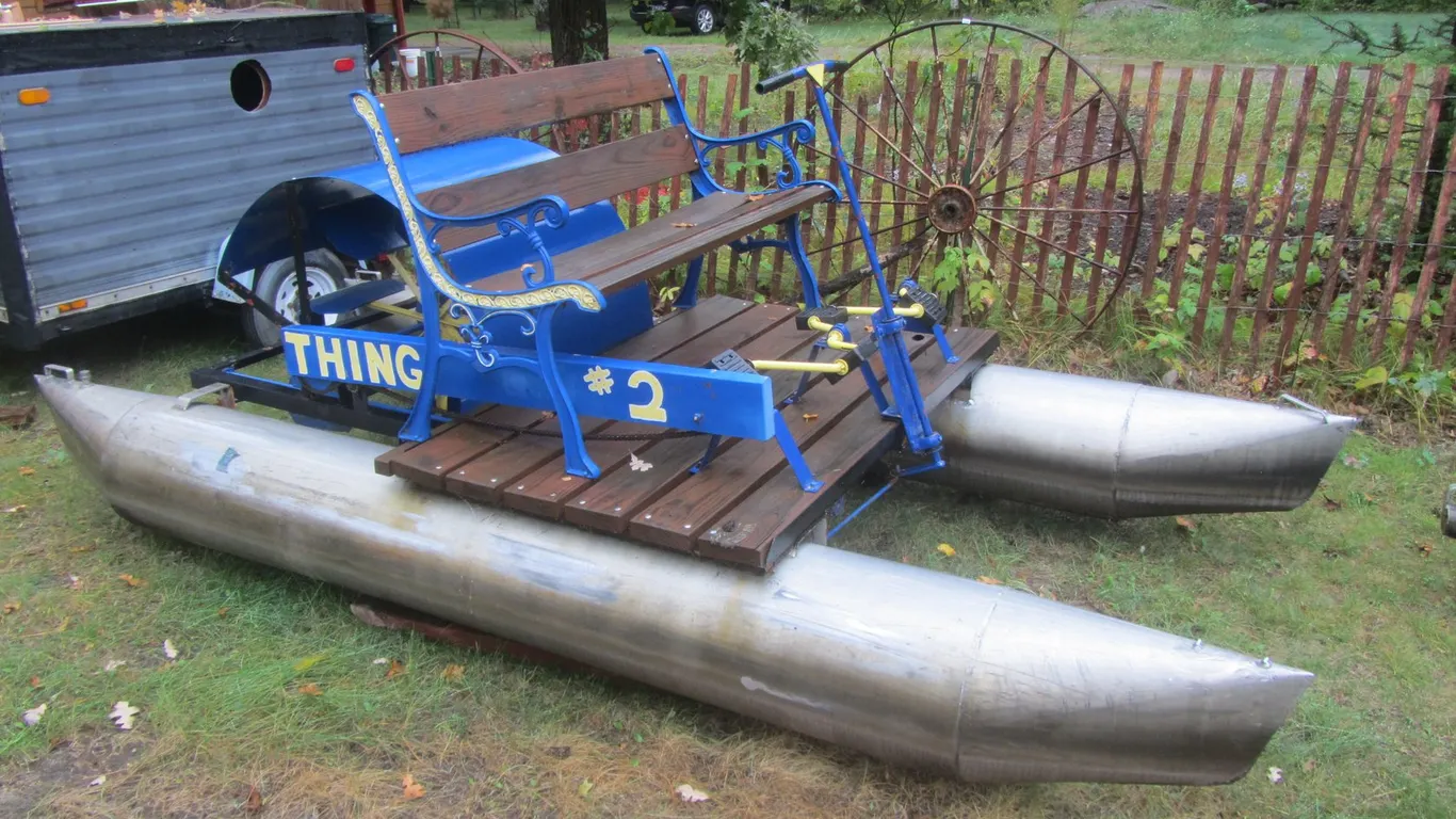 12' Paddle Boat