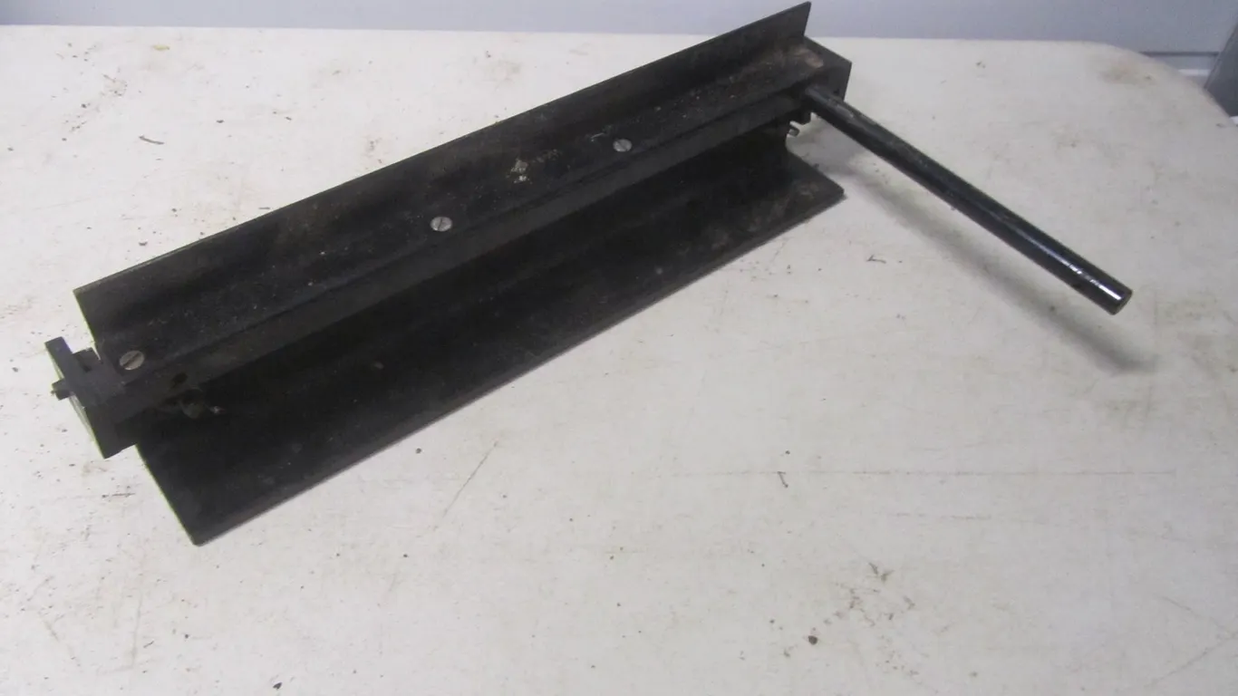 Sheet Metal Bending Brake