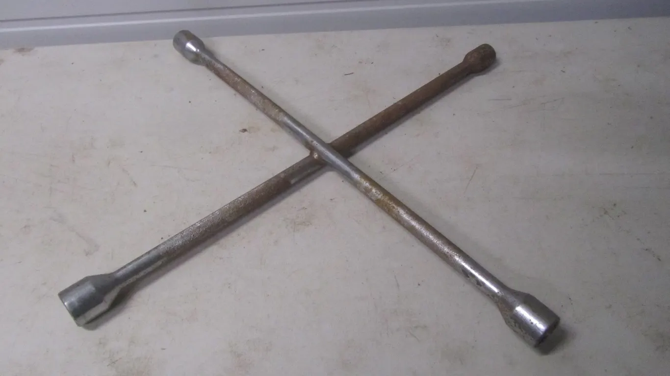 4-Way Tire Iron