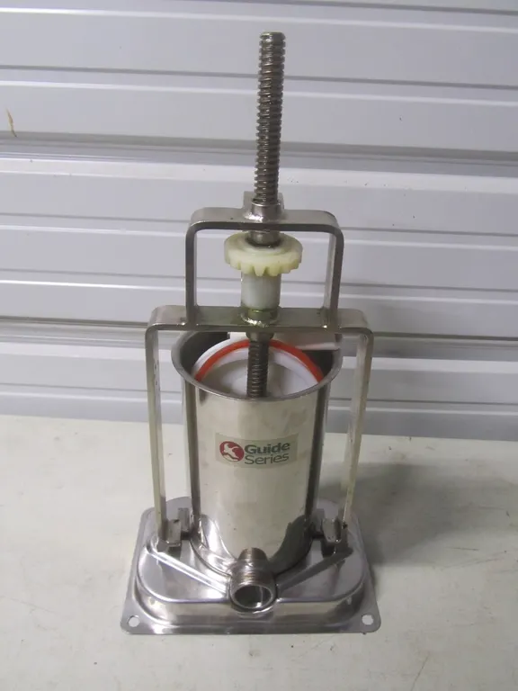 Guide Series Sausage Stuffer