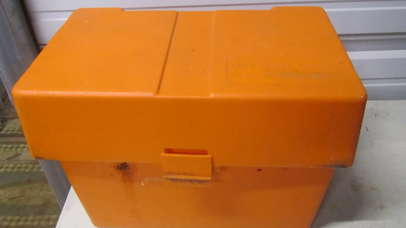 Old Pal/Woodstream Battery Box