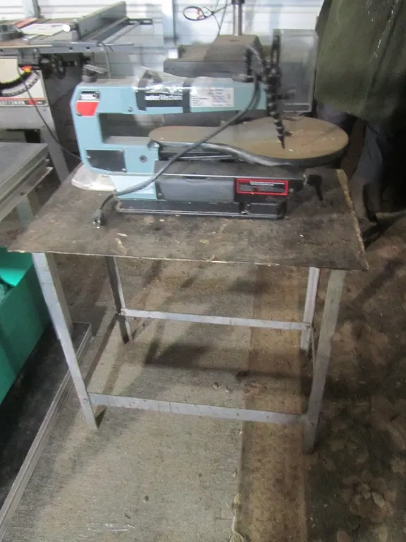 Master Mechanic 16" Single Speed Scroll Saw w/Metal Stand