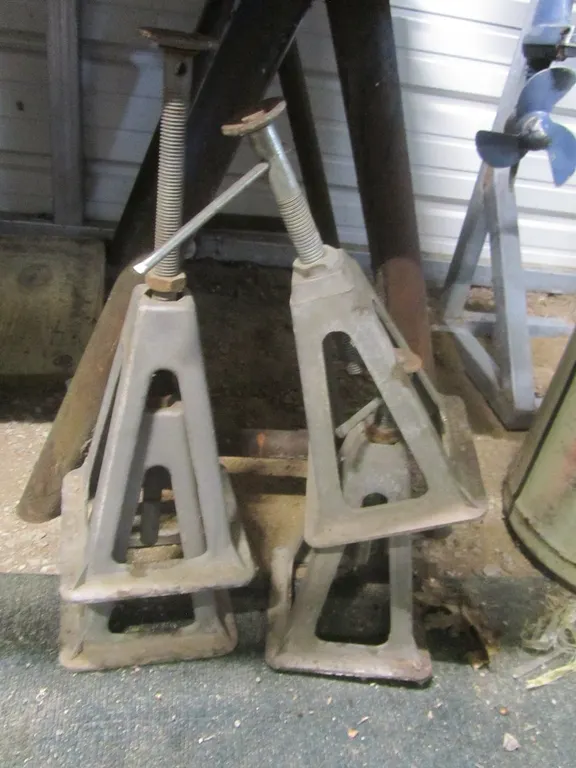 (4) Jack Stands