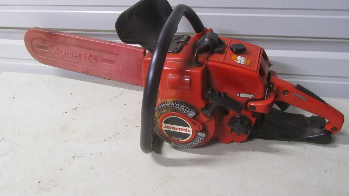 Jonsereds 49SP Chain Saw w/16" Bar