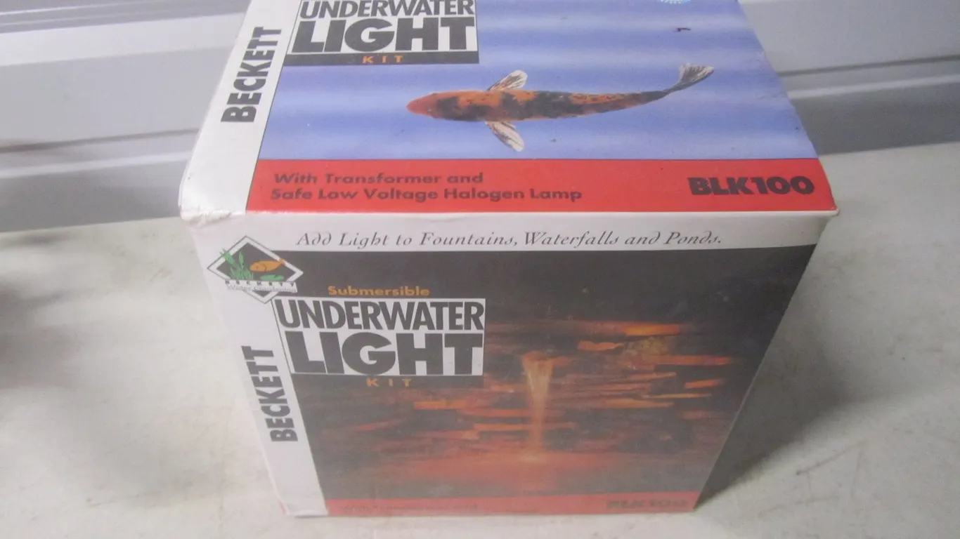 Beckett Submersible Underwater Light Kit