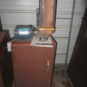Montgomery Ward Powr Kraft 4" Belt Sander Mounted To Cabinet