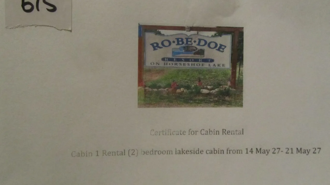 Rental Of Cabin 1 at Ro-Be-Doe Resort on Horseshoe Lake, Merrifield MN May 14 2027 to May 21st 2027