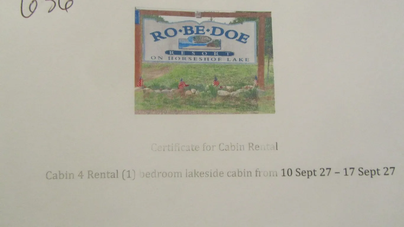 Rental Of Cabin 4 at Ro-Be-Doe Resort on Horseshoe Lake, Merrifield MN Sept 10 2027 to Sept 17th 2027