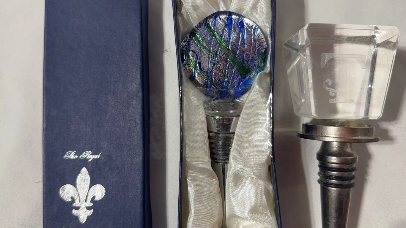Pair of wine stoppers