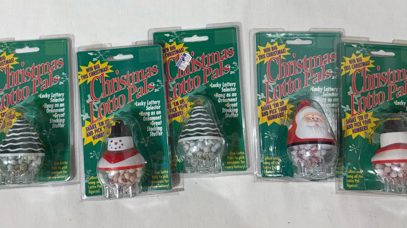 Lot of 5 vintage 1997 "Christmas Lotto Pals"