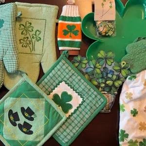 Lot of St. Patrick’s Day items.